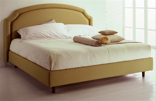 Bed Maxime/P, Piermaria