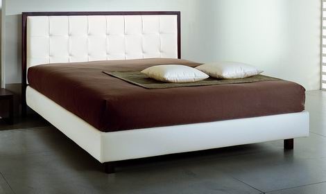 Alice trapuntato bed, Piermaria