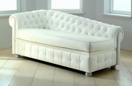 The couch dormeuse Chester, Piermaria