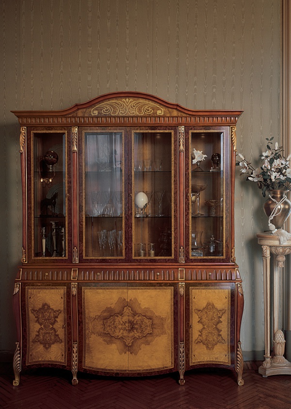 Sideboard made of solid wood with carving and inlay, Angello Cappellini