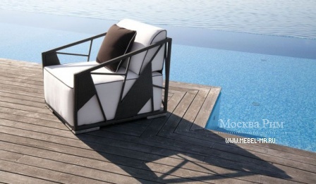 Frame Armchair, Atmosphera