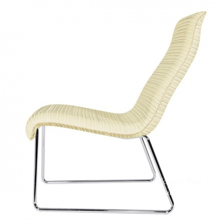 A chair without armrests, Boing armchair - Driade