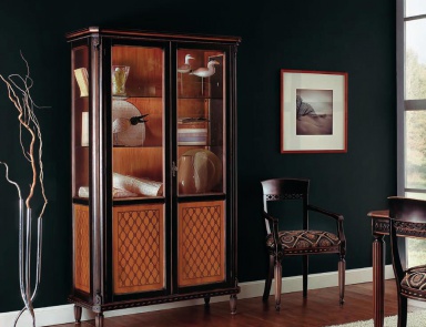 Showcase with hinged doors, Sangiorigo