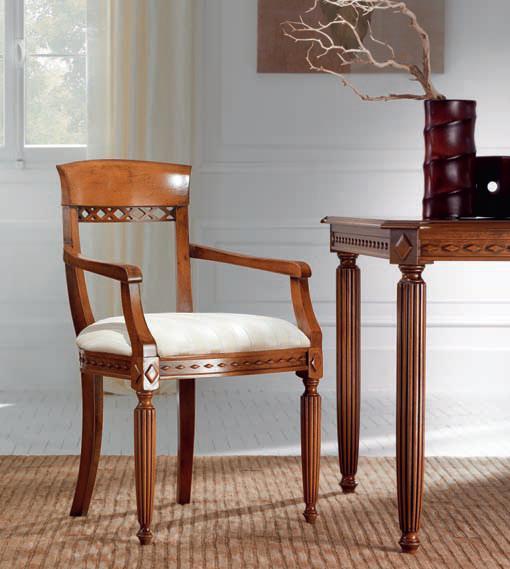 Chair with armrests, Sangiorigo