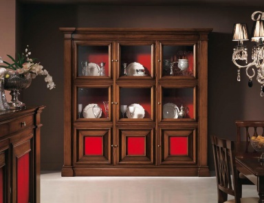 Showcase with hinged doors, Sangiorigo