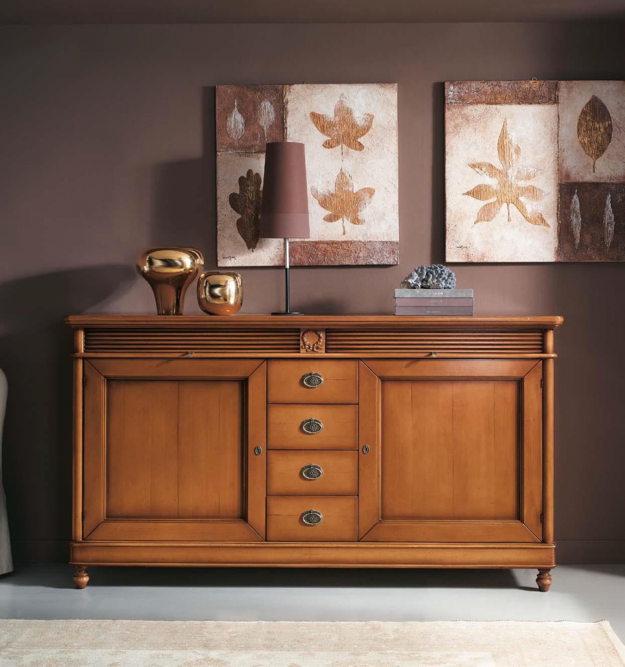 A low chest on legs, Sangiorigo