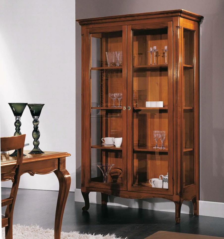 Showcase with hinged doors, Sangiorigo