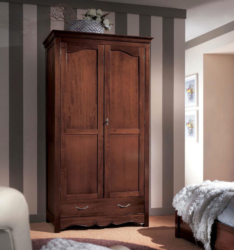 Wardrobe, Sangiorigo