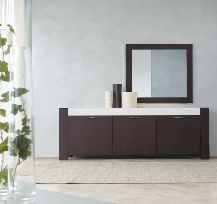 Dresser, Antonello Italia