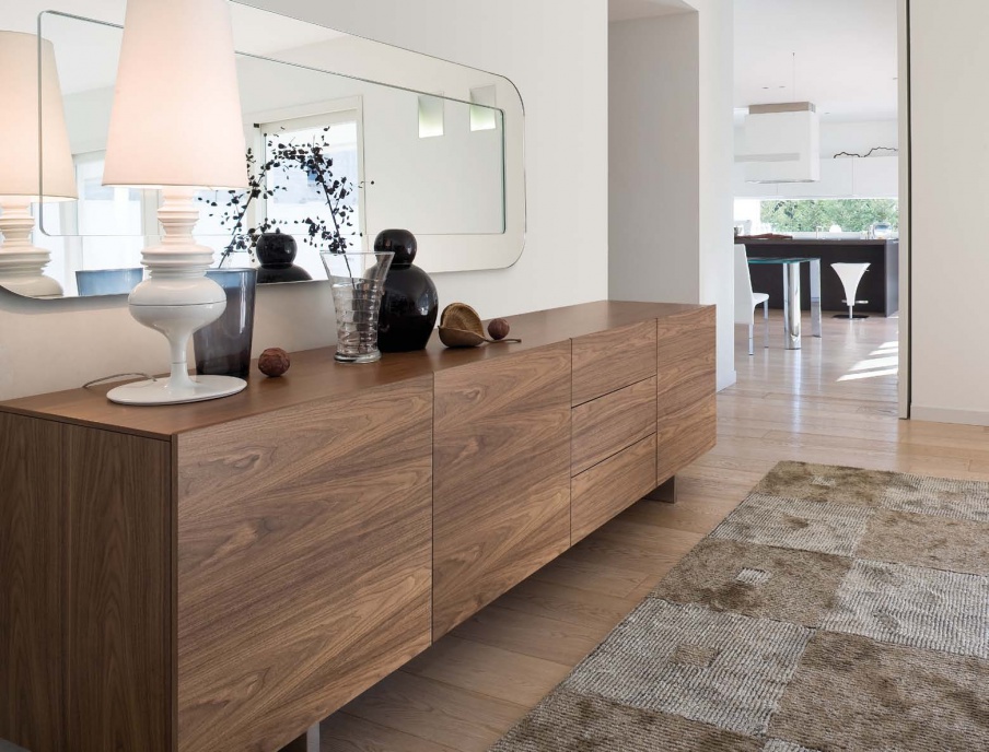 Dresser, Antonello Italia