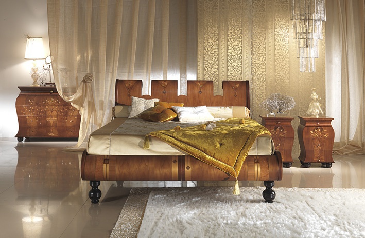 Double bed with high headboard solid wood LE06, Carpanelli