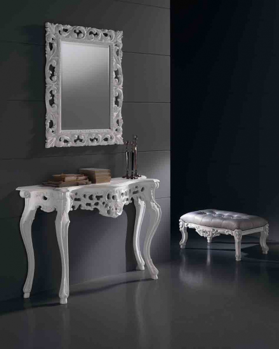 The console on the frame of the Lio tree, Home DV