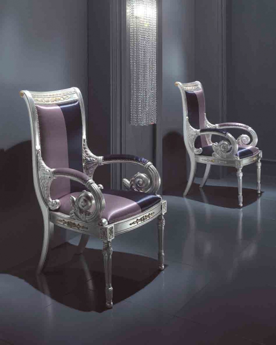 Chair carved Prejudice, DV Home