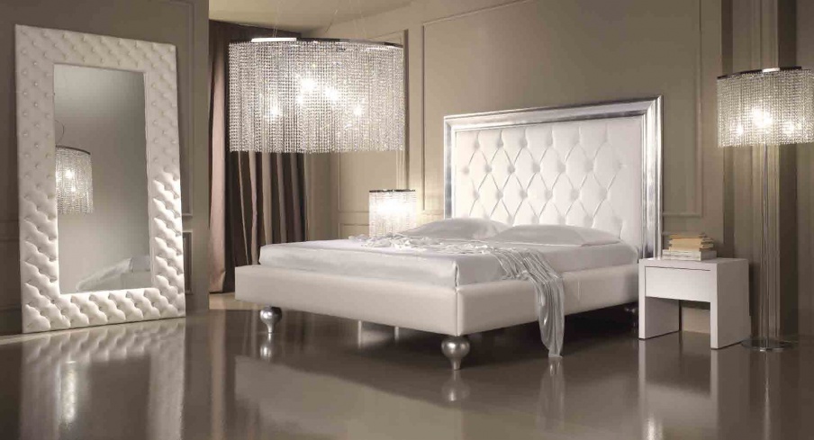 Bed with high headboard Contrast, DV Home