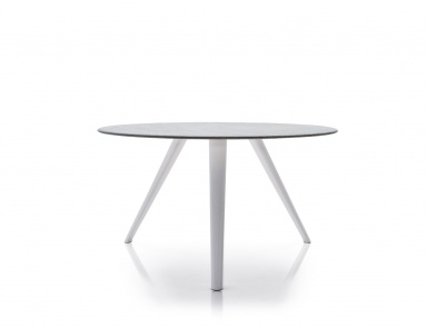 The Evans coffee table outdoor, Minotti