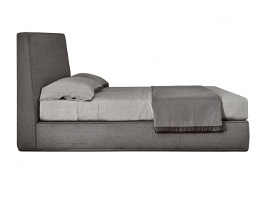 The Powell Bed, Minotti
