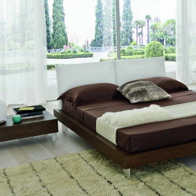 Bedroom (furniture-bedroom)