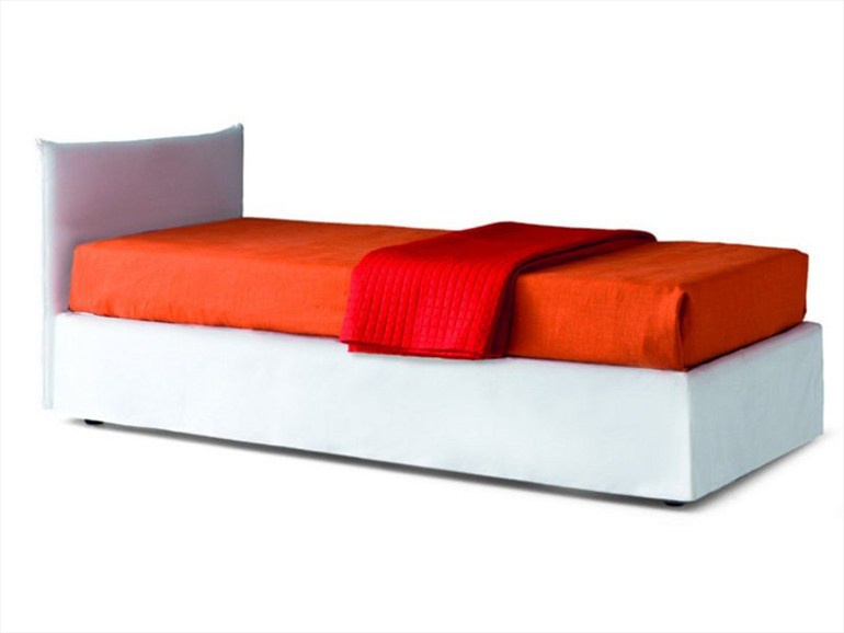 Single bed, Zalf