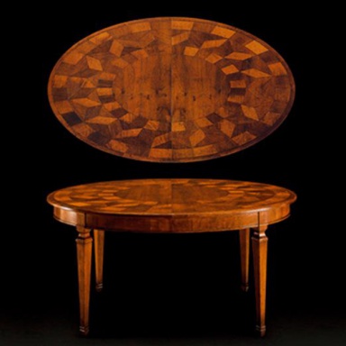 Dining table Antiquariato