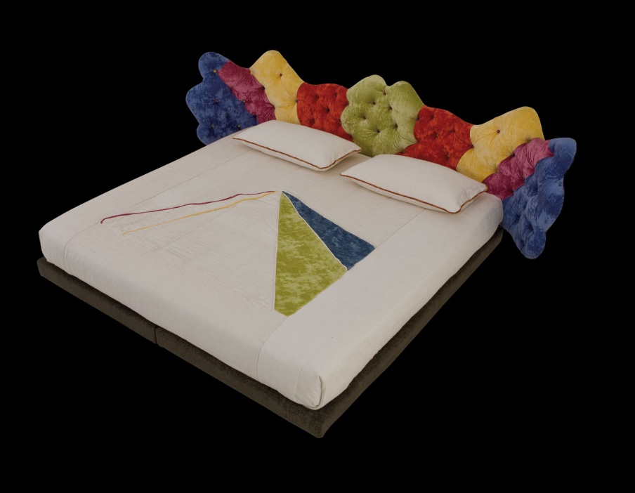 The bed is a double Constellation, Il Loft