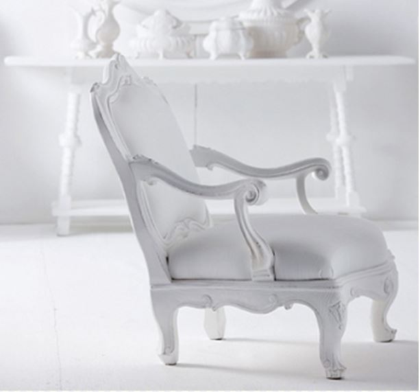 The chair of the Nuova Falegnameria collection, Lando