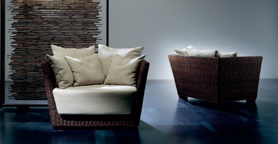 01 Black Chair, Gervasoni