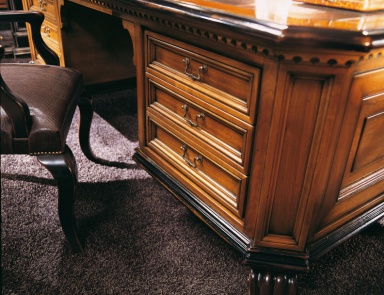 Desk Hermitage, Zonta