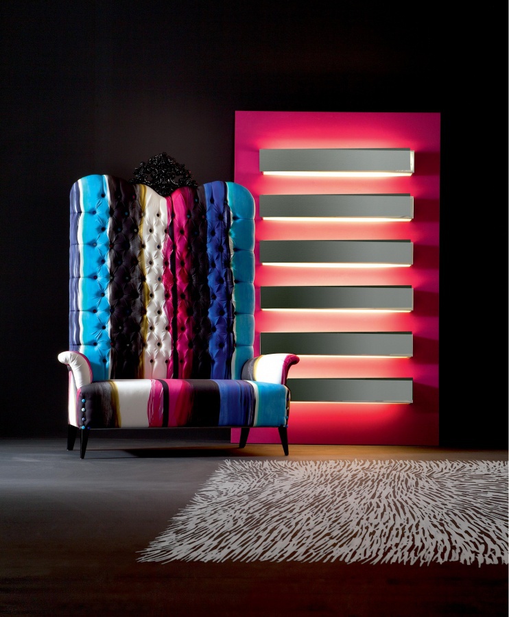 Bench with a high back Megatizzi, Creazioni