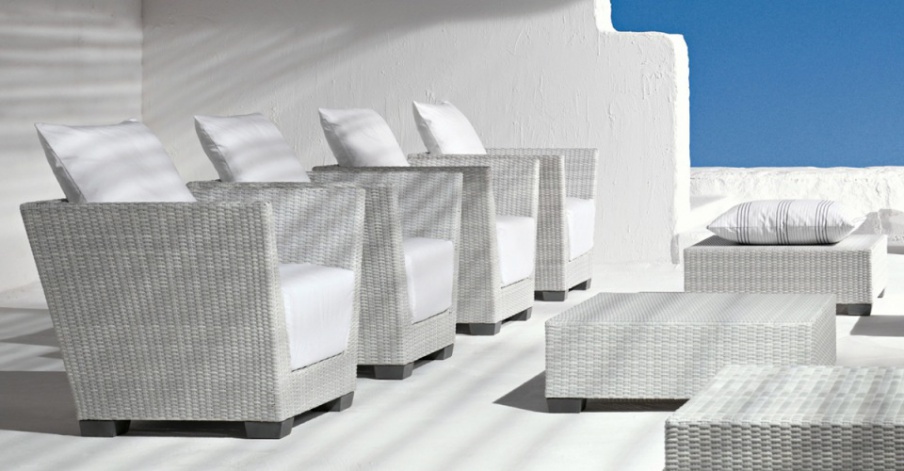 The Armchair InOut 505, Gervasoni