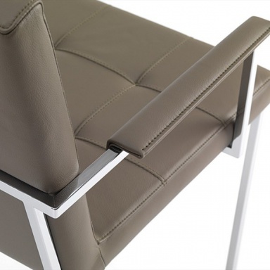 The quaint chair Kate