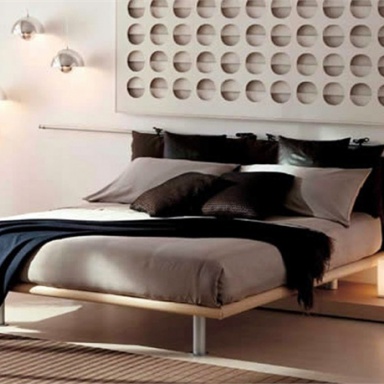 The Astrid Bed