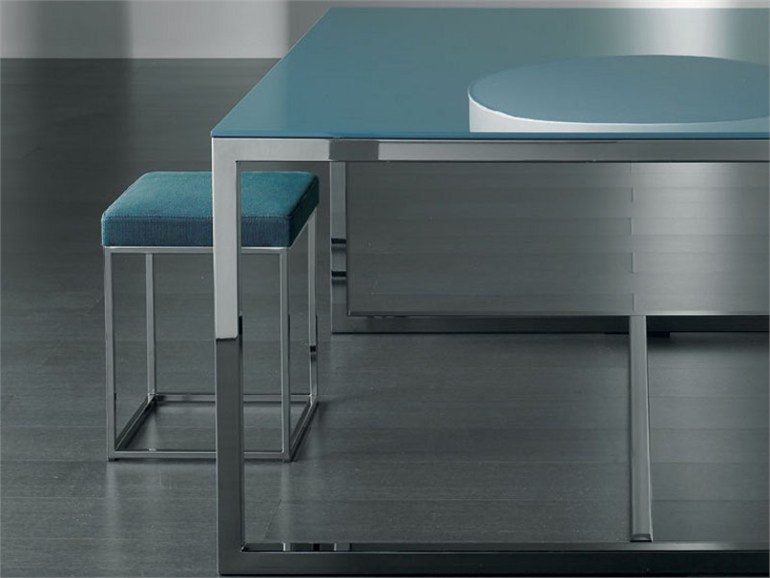 Stool Hardy, Meridiani