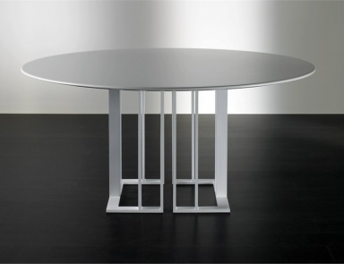Chaplin dining table, Meridiani