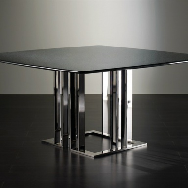 Dining table Chaplin