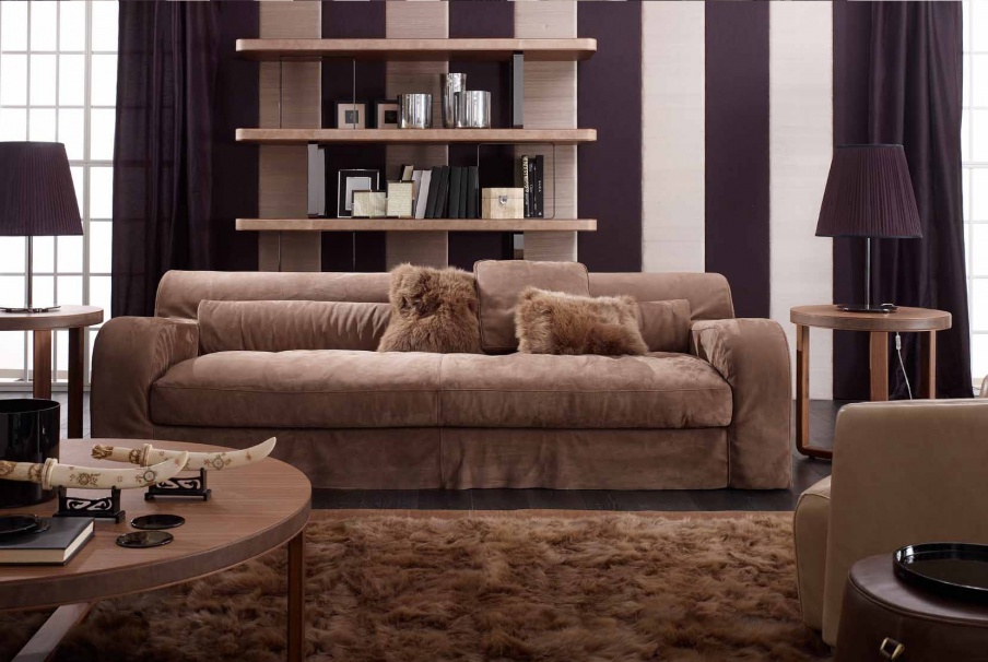 The four-seater sofa in leather upholstery Peter, Ulivi