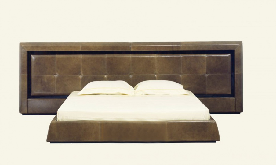 Double bed made of beech and Makassar Lowell, Ulivi