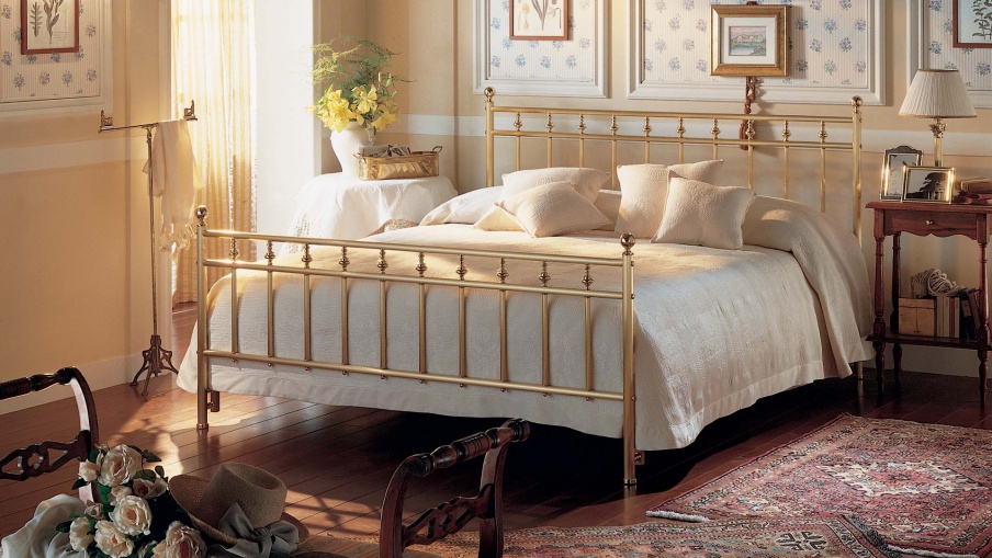 Denis double bed, Cantori