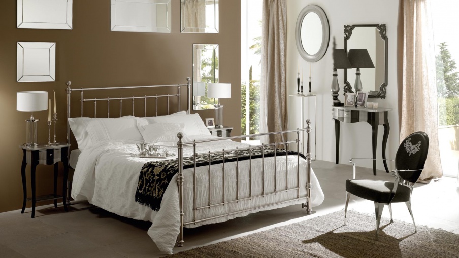 Double iron bed Inglese, Cantori