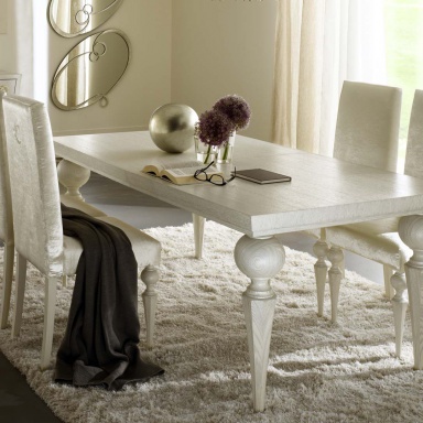 Donatello dining table