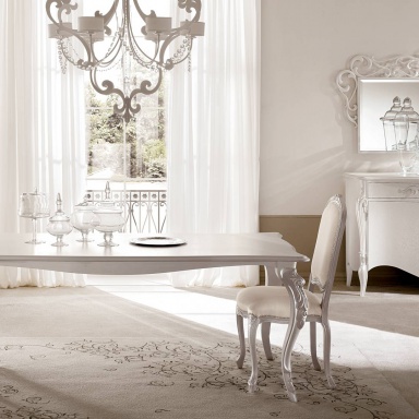 Gregory dining table