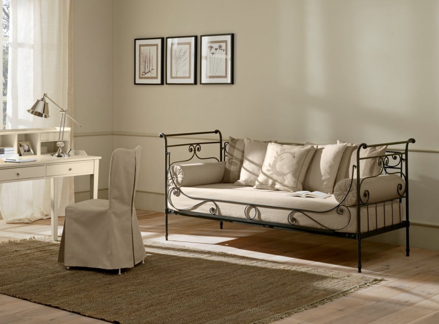 Sofa Luigi Filippo, Cantori