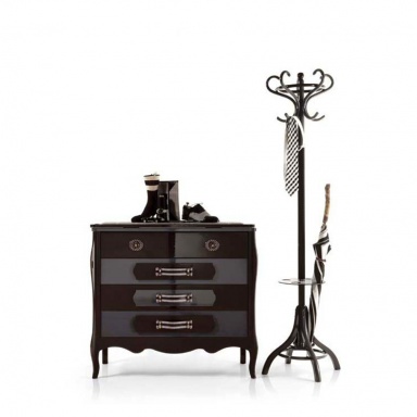 A Chest Of Drawers Suite 1