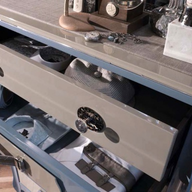 A Chest Of Drawers Suite 2