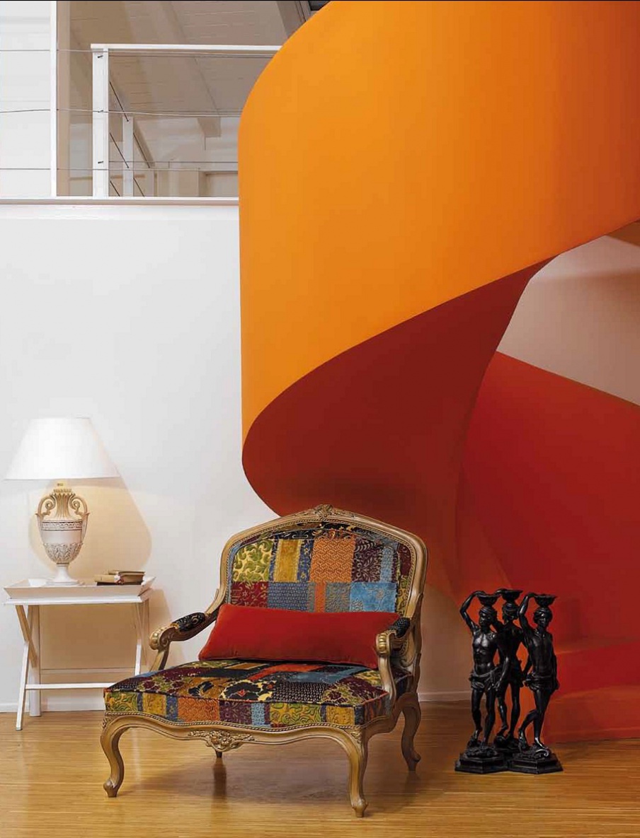 Chair with armrests made of solid wood, Chelini