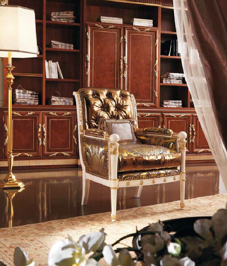 Chair carved Madelaine-101, Allievi