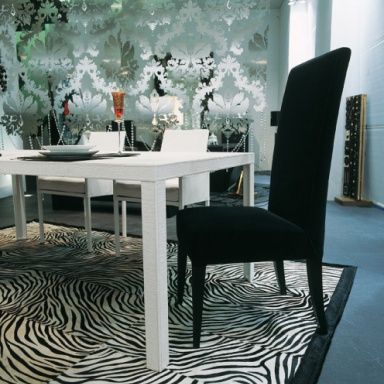 Chair with high back Queen