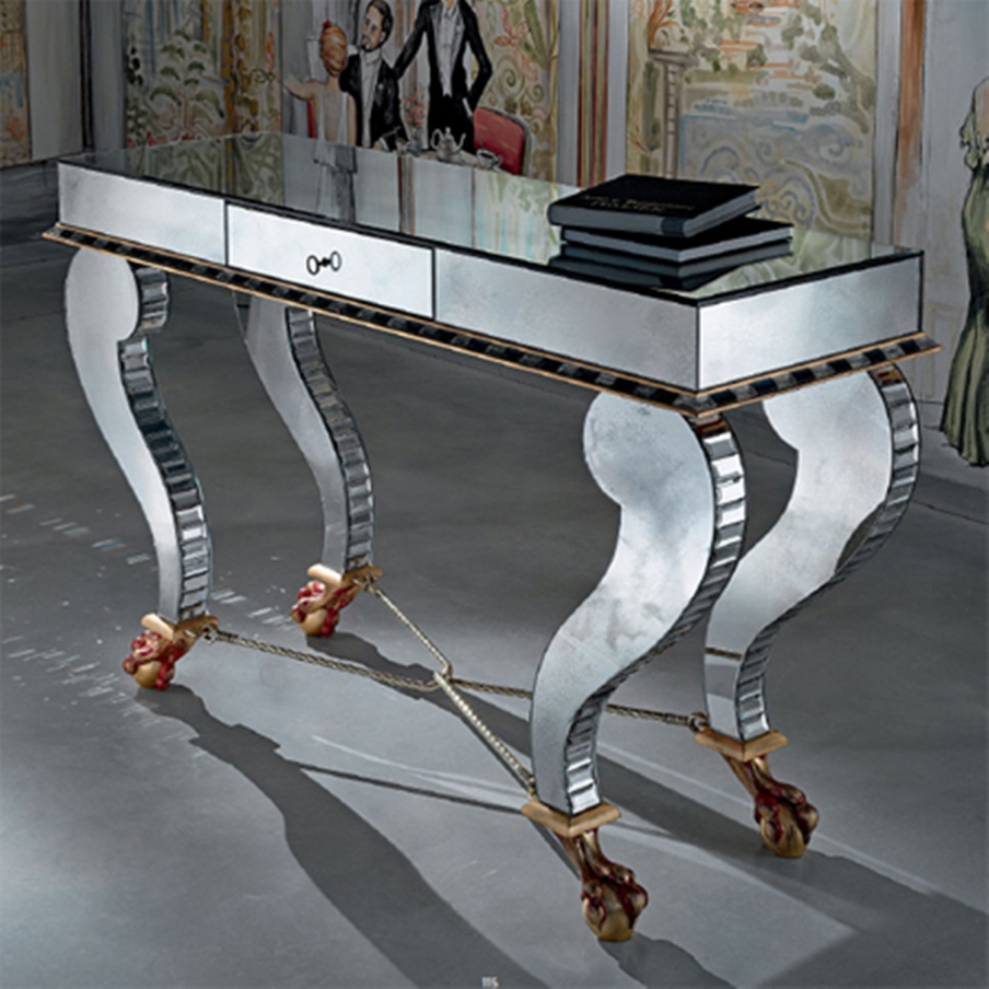 Desk, Arte Veneziana