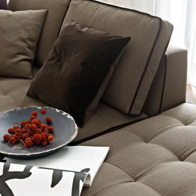 The Lucrezia Sofa