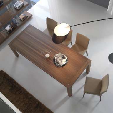 Rodrigo dining table