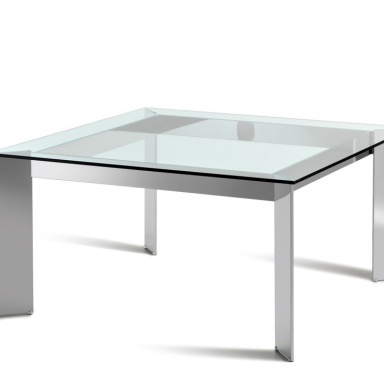 Zenith dining table